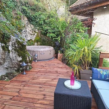 L'Appartement Enchanteur D'Angon Talloires Exterior photo